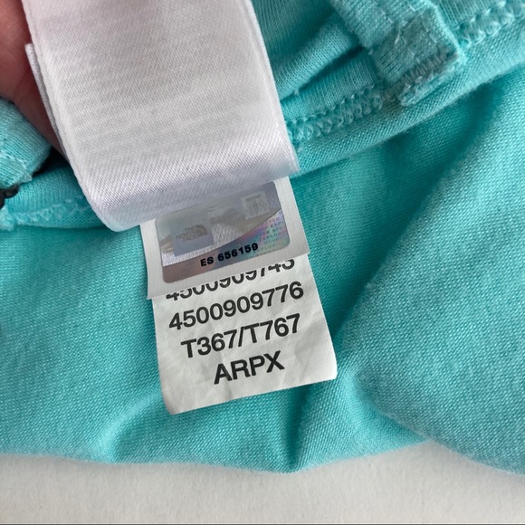 4/$25 The North Face Athletic Blue Tank Top - Picture 10 of 11